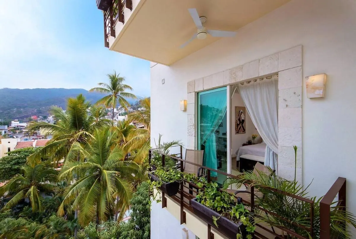 Luxury Condo In Romantic Zone, 2 Blocks From Beach Puerto Vallarta 0*,